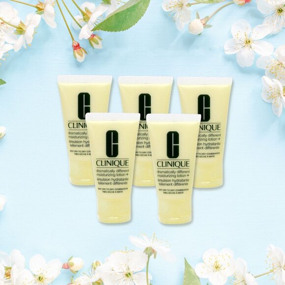 Clinique Dramatically Different Moisturizing Lotion + Set of 5 - Picture 1 of 3